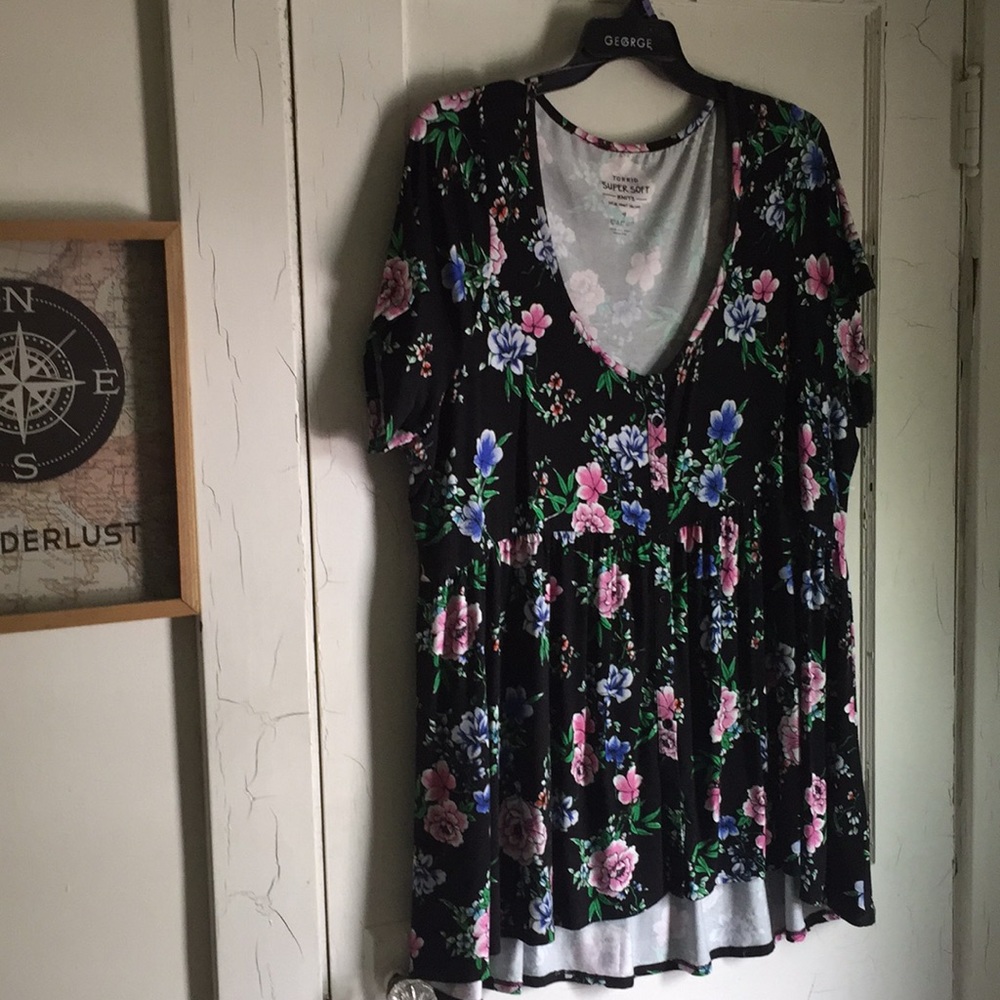 Torrid Floral Super Soft Babydoll Tee